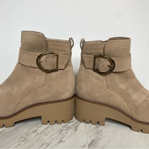 Blondo Dagger Tan Suede Bootie 10M - Picture 8 of 15